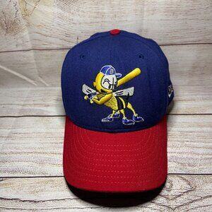 Vintage Made In The USA Minor League Burlington Bees Fitted Hat New Era 7 1/8